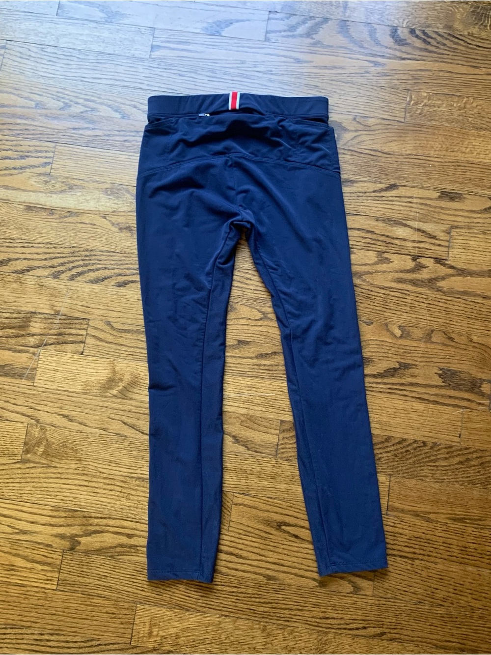 Tracksmith Turnover Crop Tights Leggings Sz S Pockets Navy Blue EUC - Picture 5 of 6